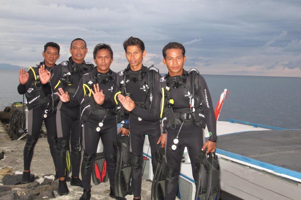 Nusantara Diving Centre Resort & Spa Manado Exterior foto